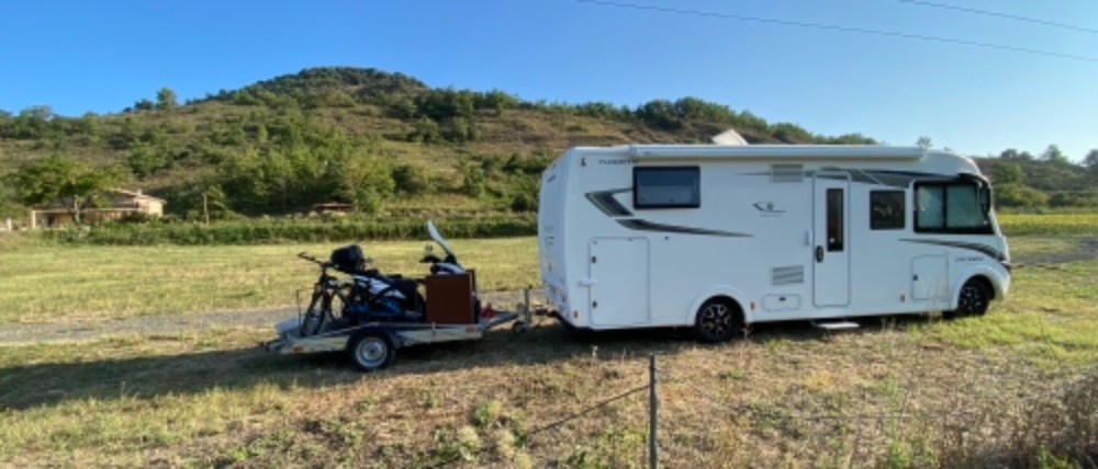 Aire camping-car à Rouvenac (11260) - Photo 1